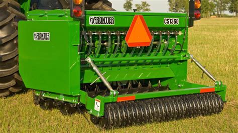 Tractor Seeder .